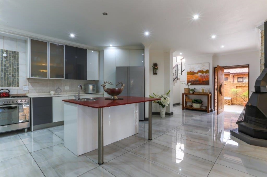 3 Bedroom Property for Sale in Meyersdal Gauteng