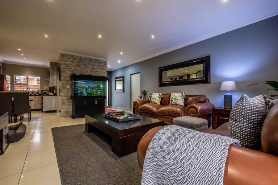 4 Bedroom Property for Sale in Brackenhurst Gauteng