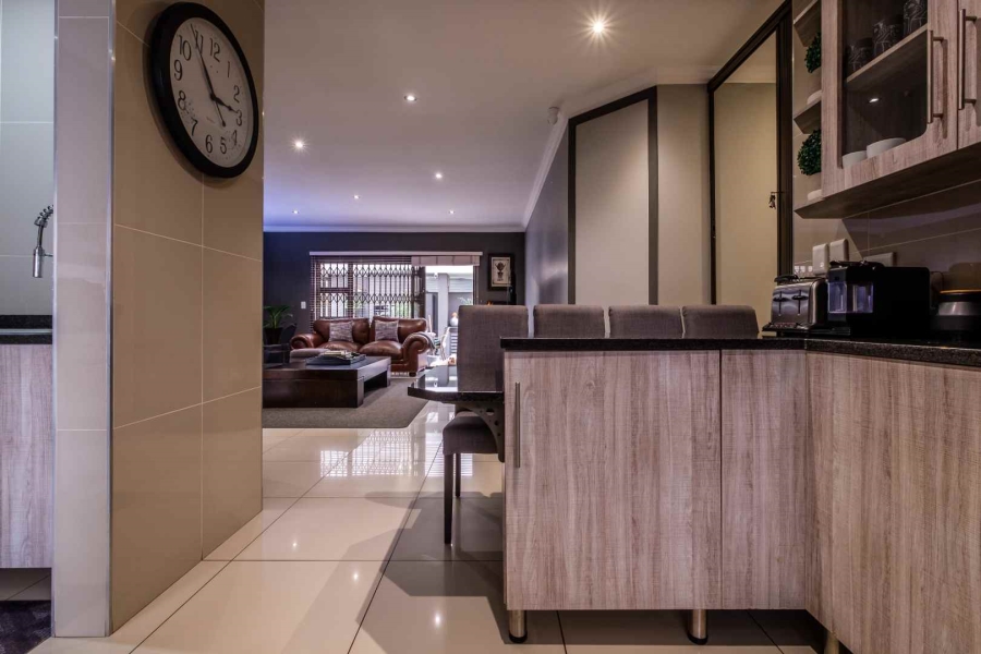 4 Bedroom Property for Sale in Brackenhurst Gauteng