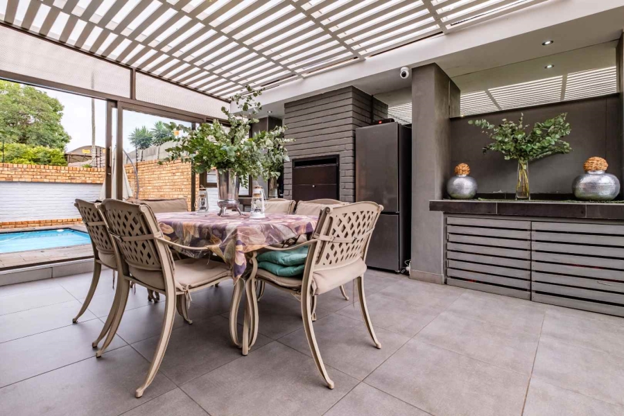 4 Bedroom Property for Sale in Brackenhurst Gauteng