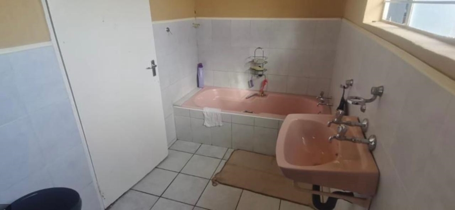 3 Bedroom Property for Sale in Rosashof Gauteng
