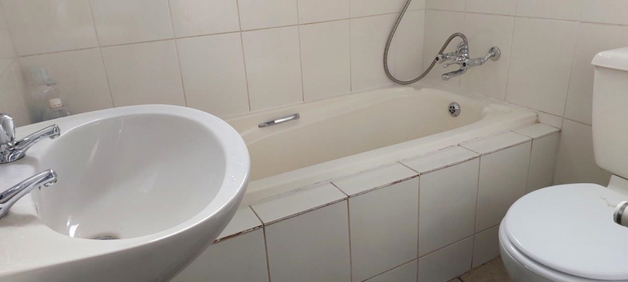 2 Bedroom Property for Sale in Winchester Hills Gauteng