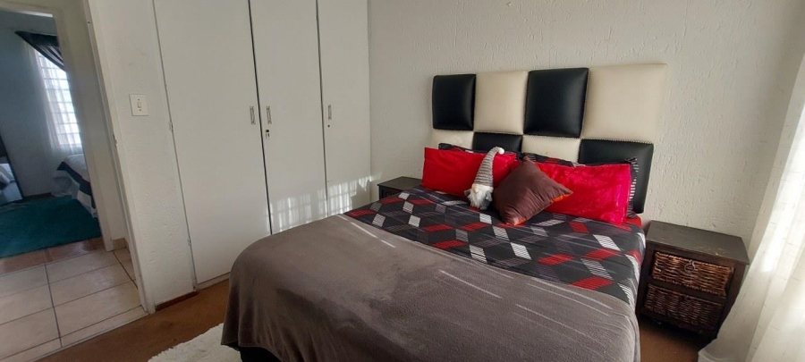 2 Bedroom Property for Sale in Winchester Hills Gauteng