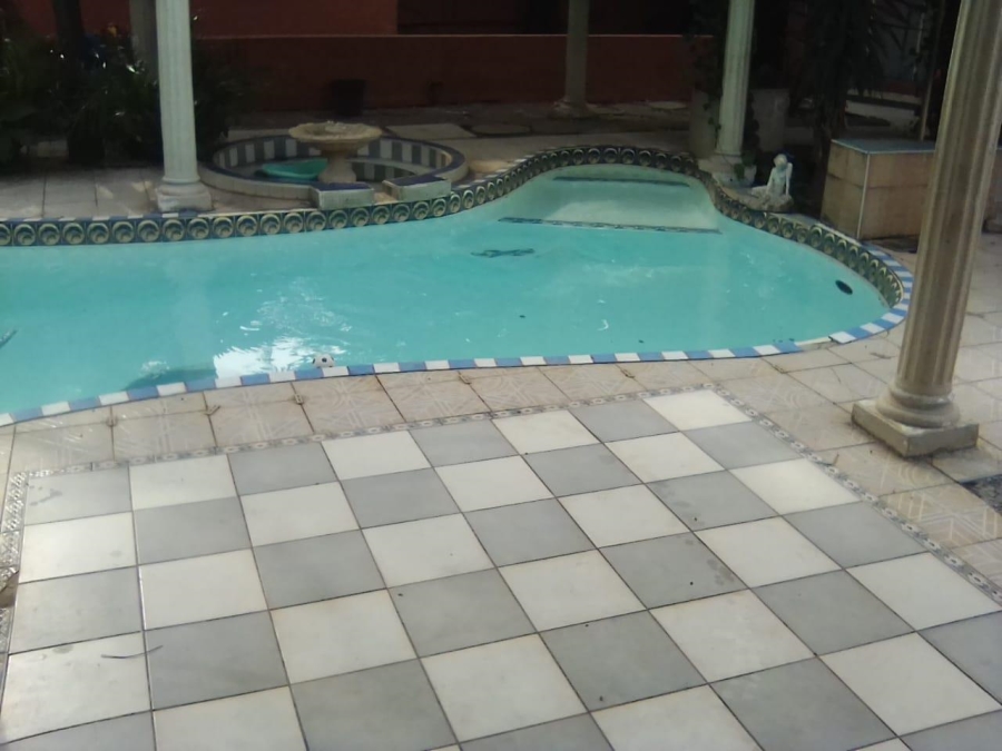 4 Bedroom Property for Sale in Tulisa Park Gauteng