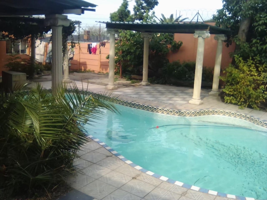 4 Bedroom Property for Sale in Tulisa Park Gauteng