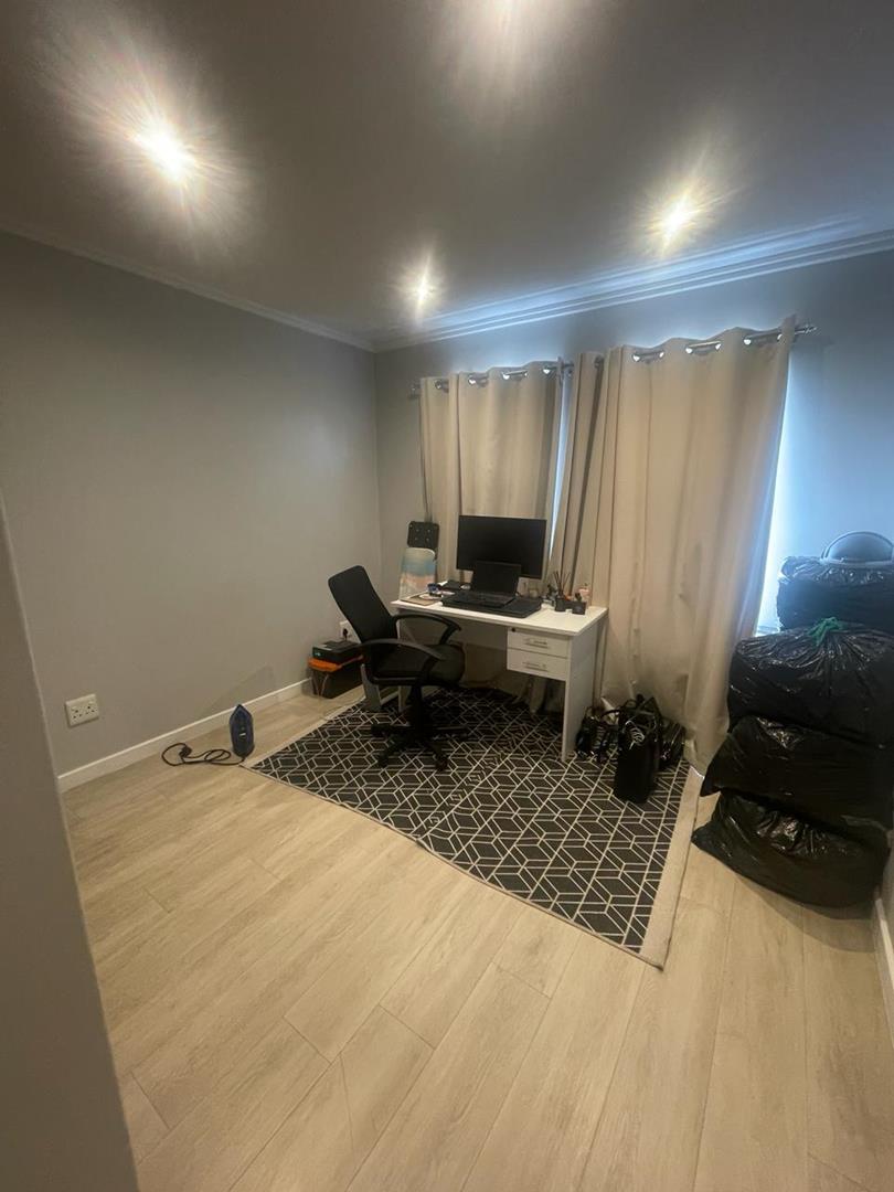 2 Bedroom Property for Sale in Morningside Gauteng