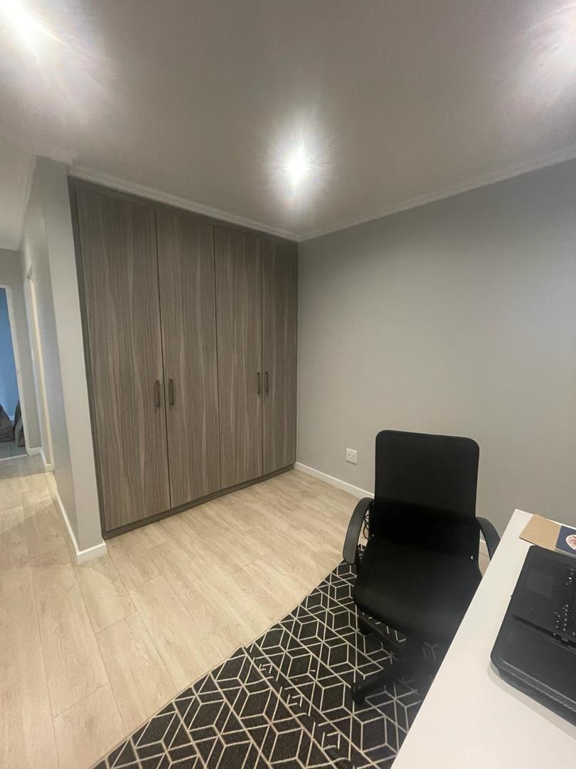 2 Bedroom Property for Sale in Morningside Gauteng