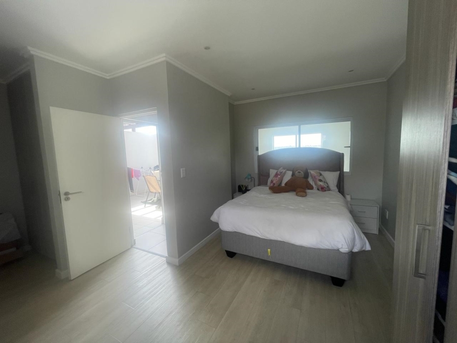 2 Bedroom Property for Sale in Morningside Gauteng