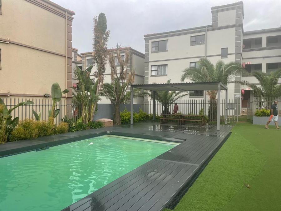 2 Bedroom Property for Sale in Sunninghill Gauteng