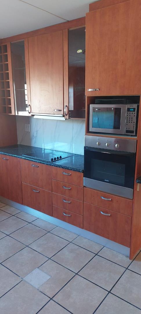 2 Bedroom Property for Sale in Sunninghill Gauteng