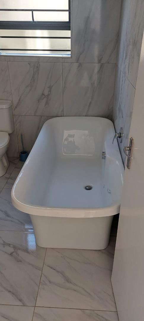 2 Bedroom Property for Sale in Sunninghill Gauteng