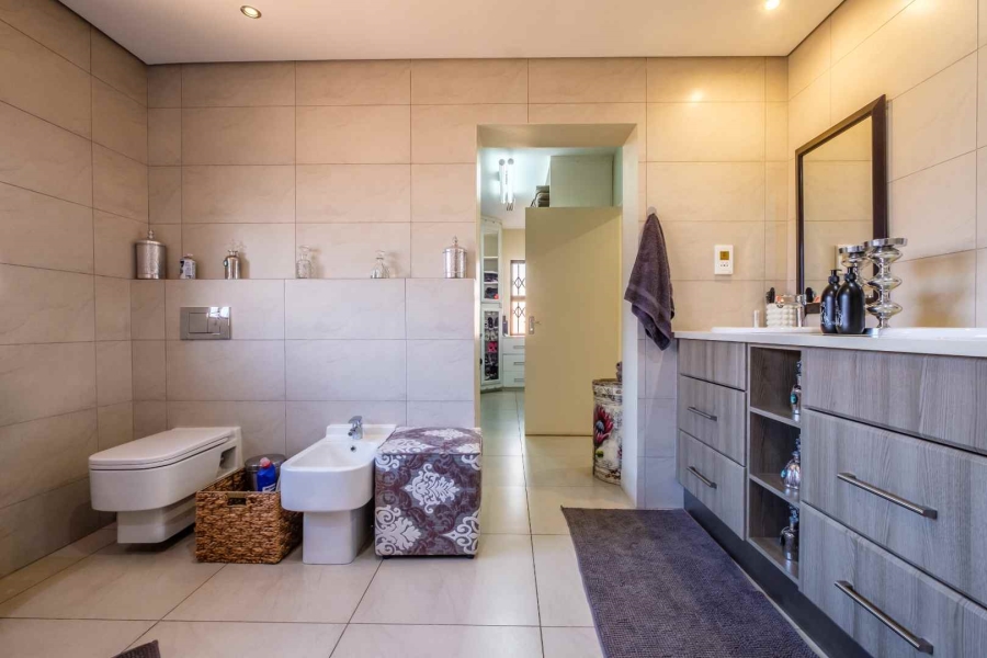 4 Bedroom Property for Sale in Meyersdal Gauteng