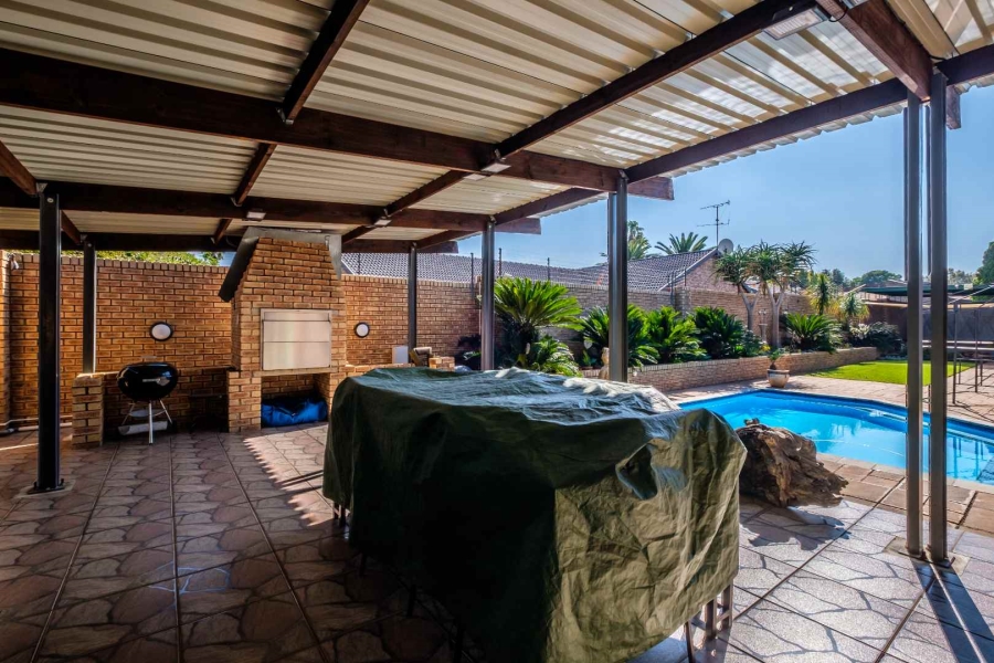 4 Bedroom Property for Sale in Meyersdal Gauteng