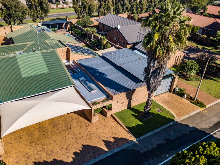 4 Bedroom Property for Sale in Meyersdal Gauteng