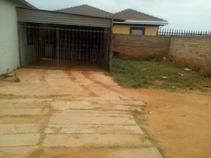 3 Bedroom Property for Sale in Roodekop Gauteng