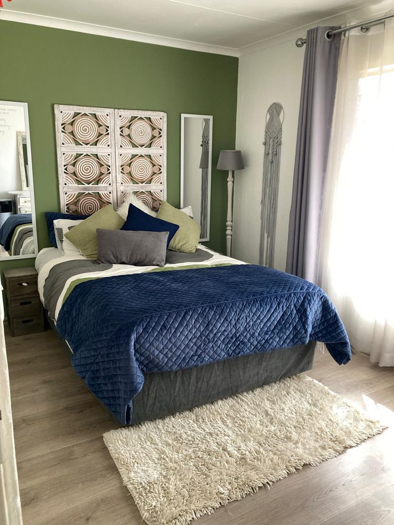 2 Bedroom Property for Sale in Verwoerdpark Gauteng