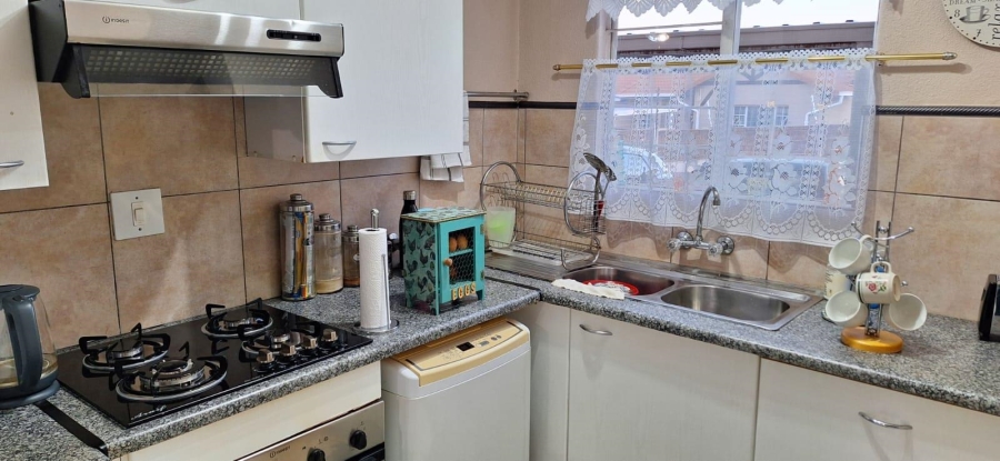 2 Bedroom Property for Sale in Meyersdal Gauteng