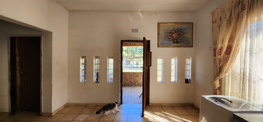 5 Bedroom Property for Sale in Eldorado Park Gauteng