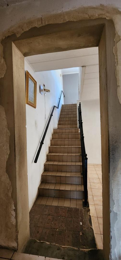 5 Bedroom Property for Sale in Eldorado Park Gauteng