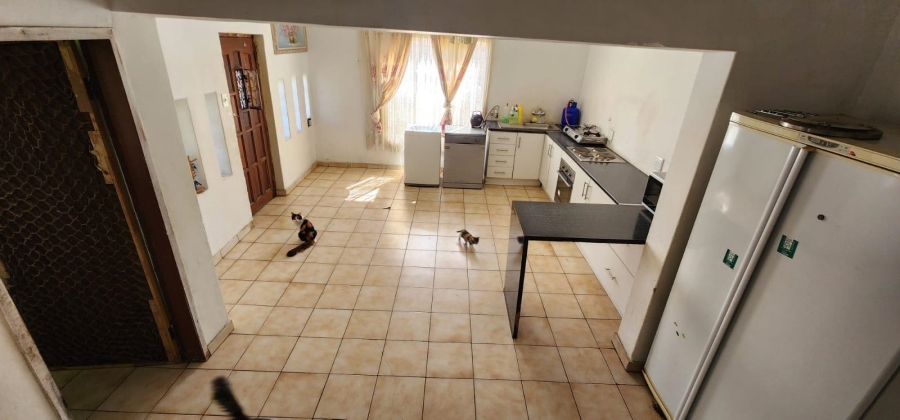 5 Bedroom Property for Sale in Eldorado Park Gauteng
