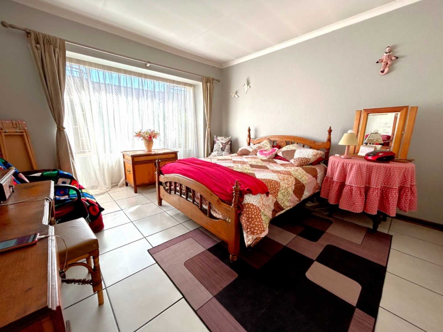 2 Bedroom Property for Sale in Dalpark Gauteng
