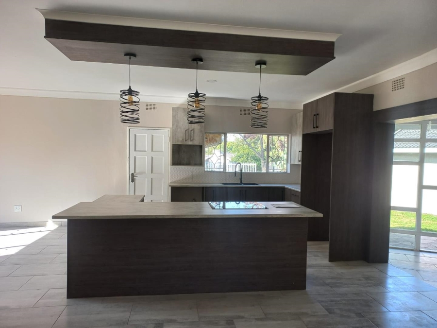 5 Bedroom Property for Sale in Randhart Gauteng