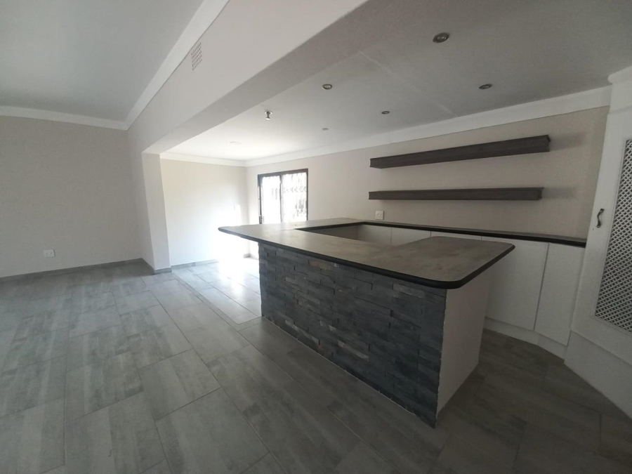 5 Bedroom Property for Sale in Randhart Gauteng