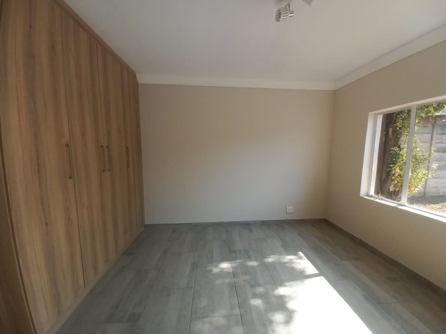 5 Bedroom Property for Sale in Randhart Gauteng