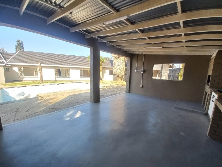 5 Bedroom Property for Sale in Randhart Gauteng
