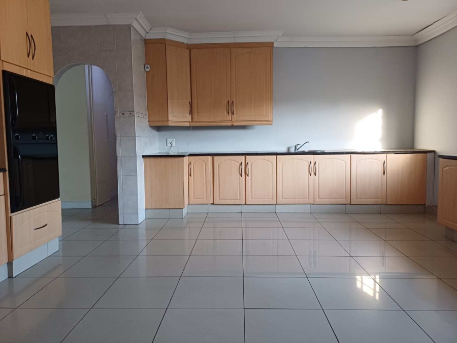 4 Bedroom Property for Sale in Brackenhurst Gauteng