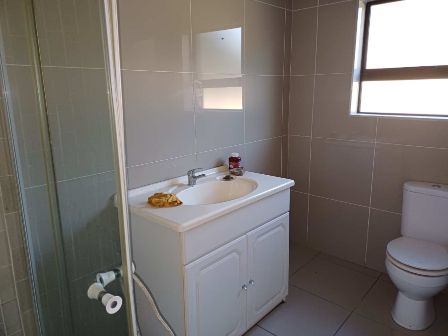 4 Bedroom Property for Sale in Brackenhurst Gauteng