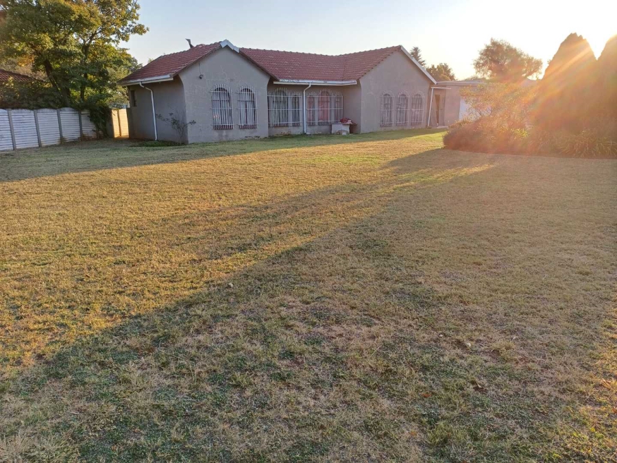 4 Bedroom Property for Sale in Brackenhurst Gauteng