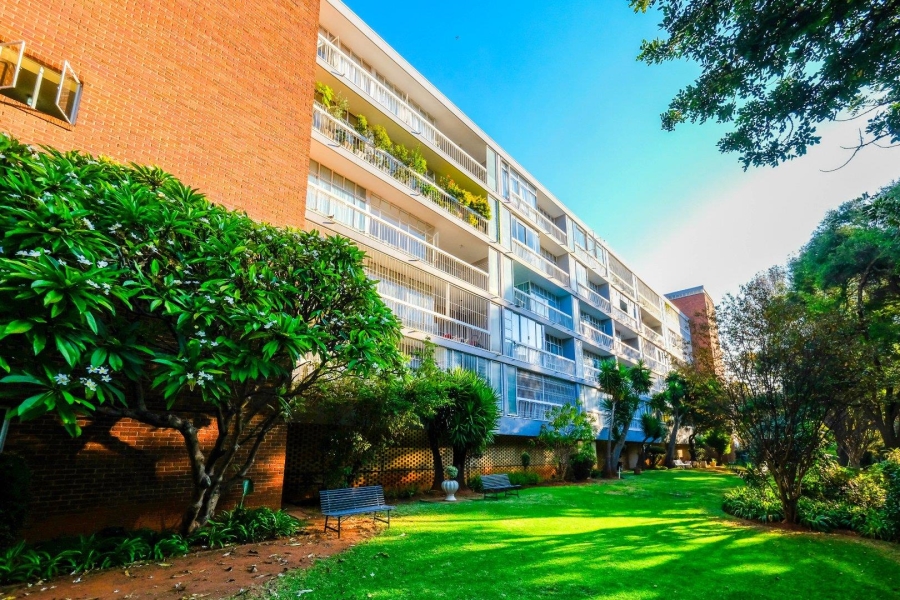 2 Bedroom Property for Sale in Killarney Gauteng