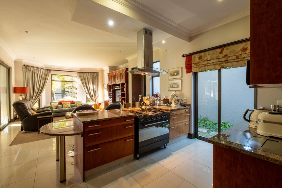 5 Bedroom Property for Sale in Bryanston Gauteng