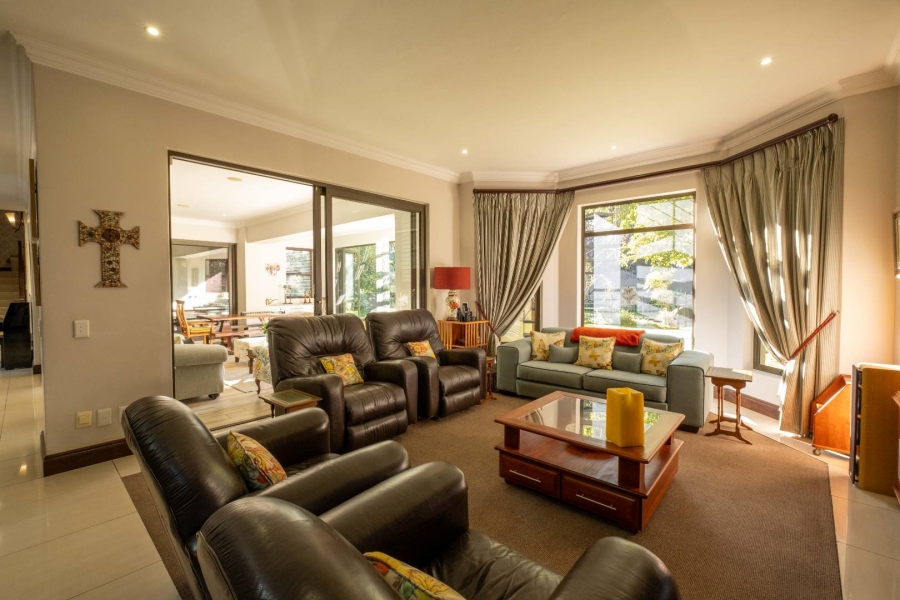 5 Bedroom Property for Sale in Bryanston Gauteng