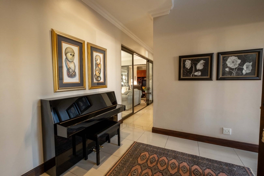 5 Bedroom Property for Sale in Bryanston Gauteng