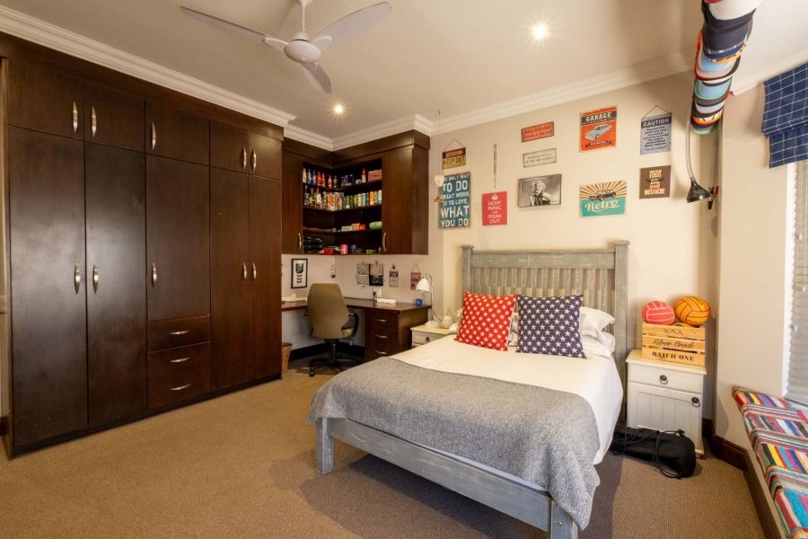 5 Bedroom Property for Sale in Bryanston Gauteng