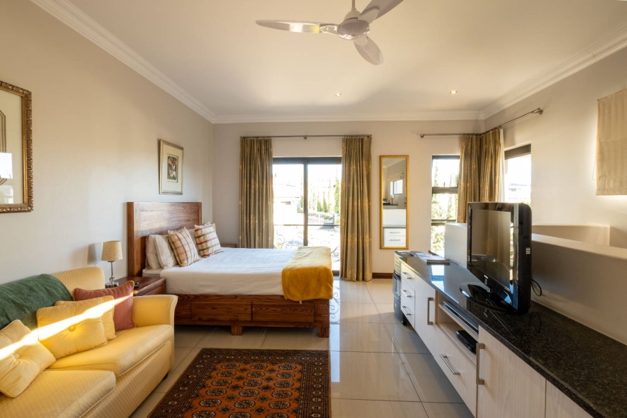 5 Bedroom Property for Sale in Bryanston Gauteng