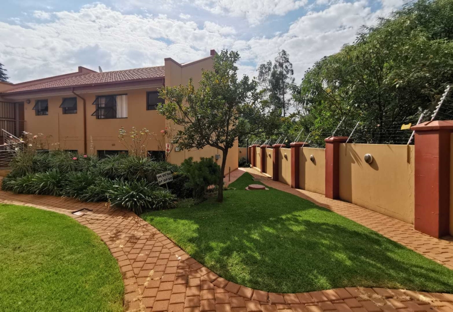 2 Bedroom Property for Sale in Bedfordview Gauteng