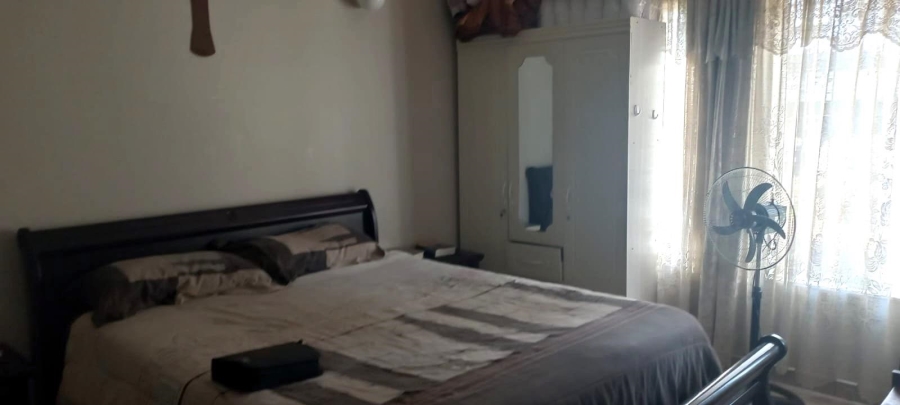 3 Bedroom Property for Sale in Brackendowns Gauteng