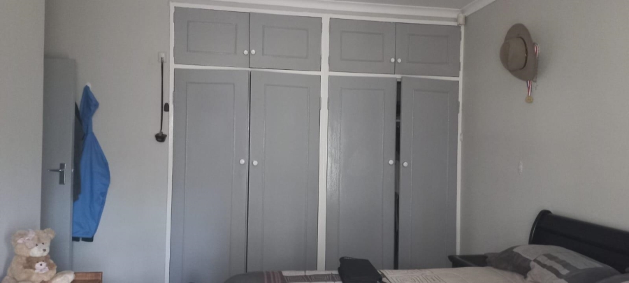3 Bedroom Property for Sale in Brackendowns Gauteng