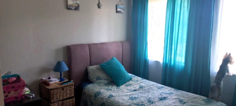 3 Bedroom Property for Sale in Brackendowns Gauteng