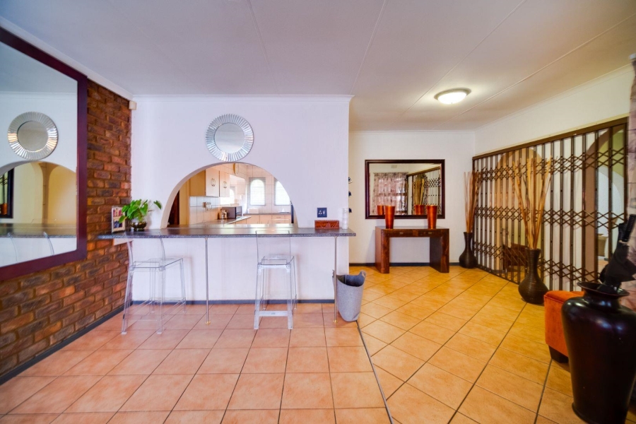 4 Bedroom Property for Sale in Brackenhurst Gauteng