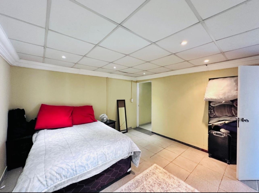 3 Bedroom Property for Sale in Verwoerdpark Gauteng