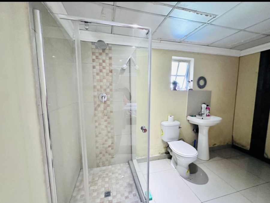 3 Bedroom Property for Sale in Verwoerdpark Gauteng