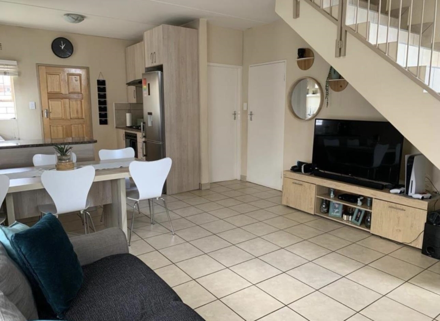 3 Bedroom Property for Sale in Albertsdal Gauteng