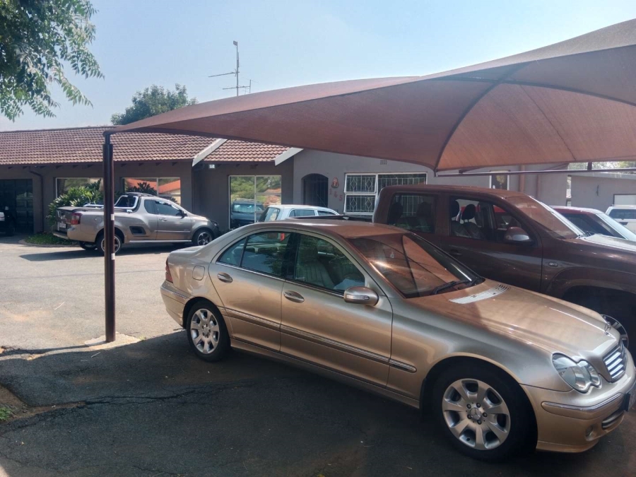 4 Bedroom Property for Sale in Brackenhurst Gauteng