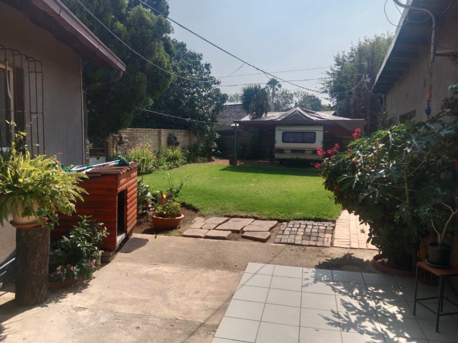 4 Bedroom Property for Sale in Brackenhurst Gauteng