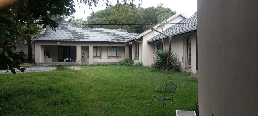 5 Bedroom Property for Sale in Fourways Gauteng