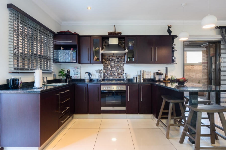 4 Bedroom Property for Sale in Brackenhurst Gauteng